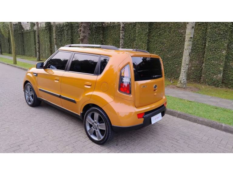 KIA MOTORS - SOUL - 2009/2010 - Laranja - R$ 42.900,00