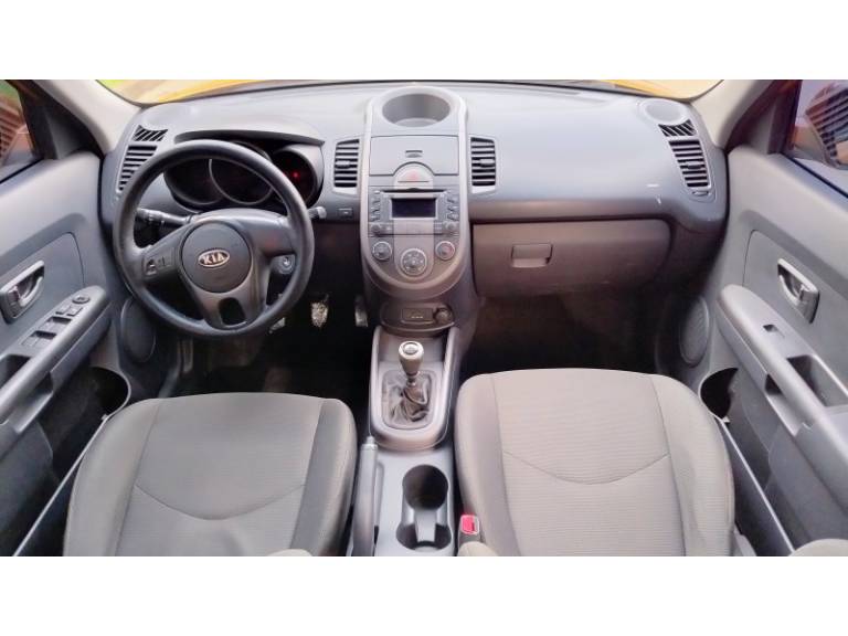 KIA MOTORS - SOUL - 2009/2010 - Laranja - R$ 42.900,00