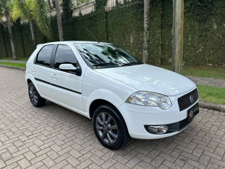 FIAT - PALIO - 2010/2010 - Branca - R$ 28.900,00