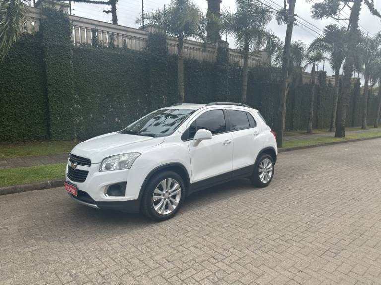 CHEVROLET - TRACKER - 2013/2014 - Branca - R$ 64.900,00