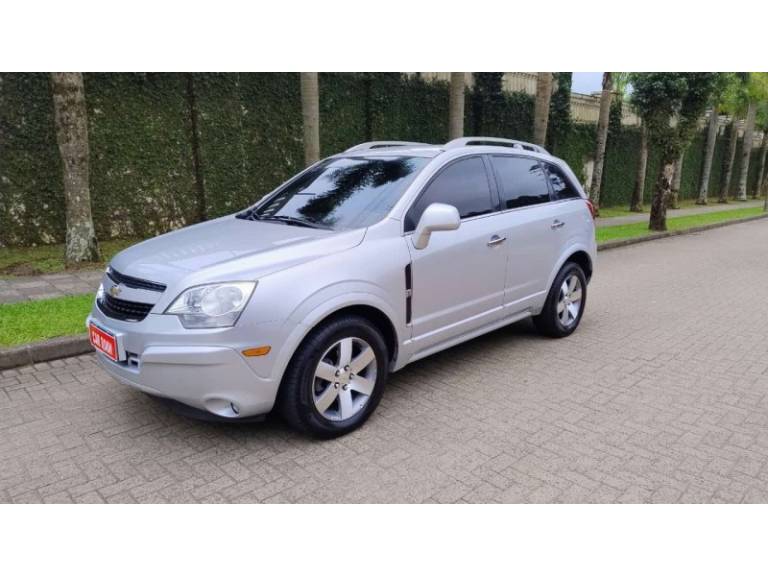 CHEVROLET - CAPTIVA - 2011/2011 - Prata - R$ 43.900,00