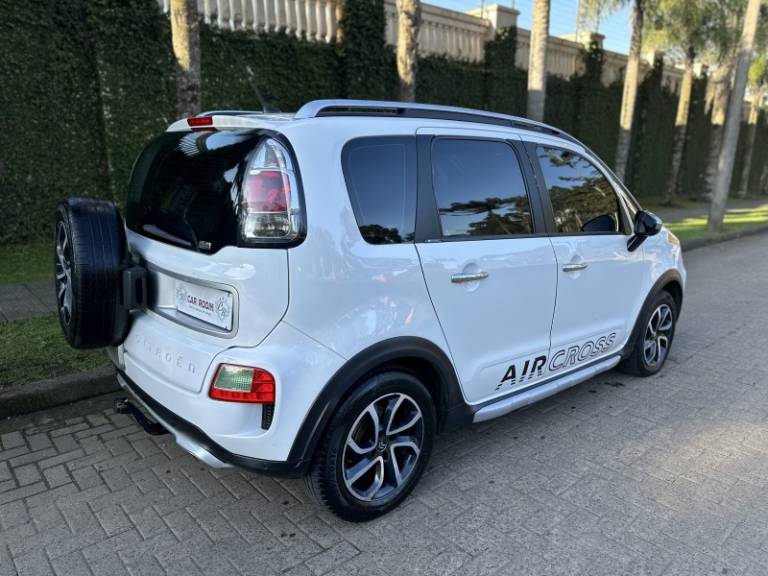 CITROËN - AIRCROSS - 2012/2013 - Branca - R$ 39.900,00