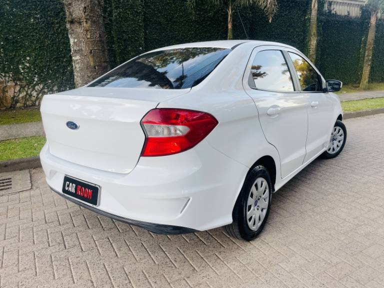 FORD - KA - 2018/2019 - Branca - R$ 43.900,00