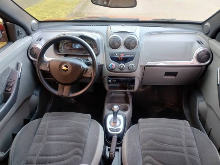 CHEVROLET - AGILE - 2013/2013 - Vermelha - R$ 34.900,00