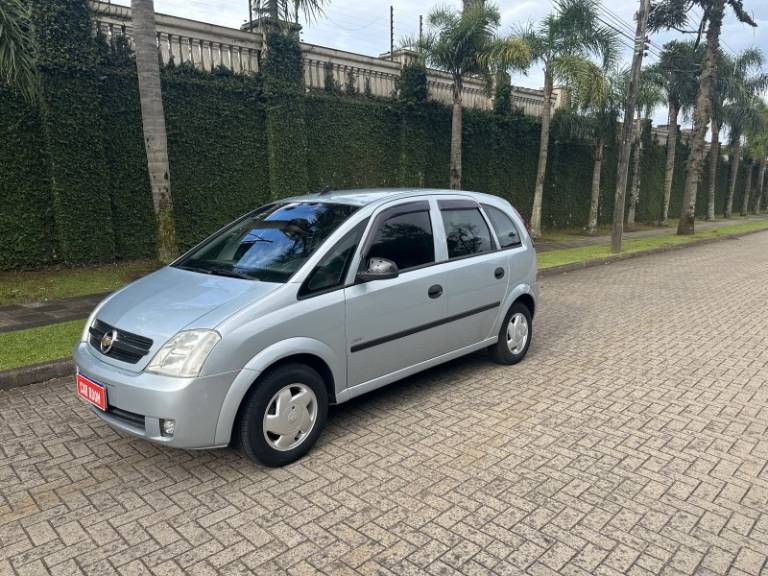 CHEVROLET - MERIVA - 2007/2008 - Prata - R$ 26.900,00