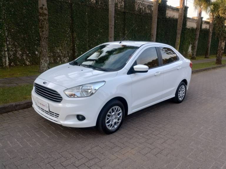 FORD - KA + - 2016/2017 - Branca - R$ 45.900,00