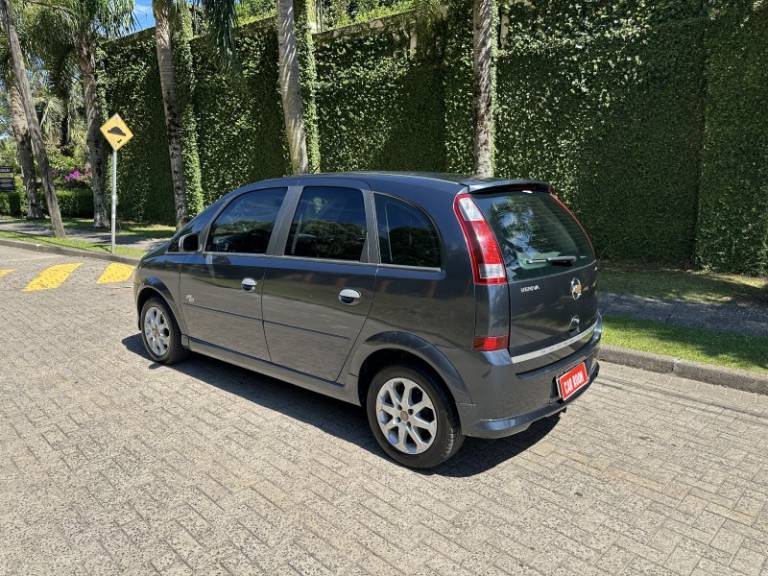 CHEVROLET - MERIVA - 2007/2008 - Cinza - R$ 34.900,00