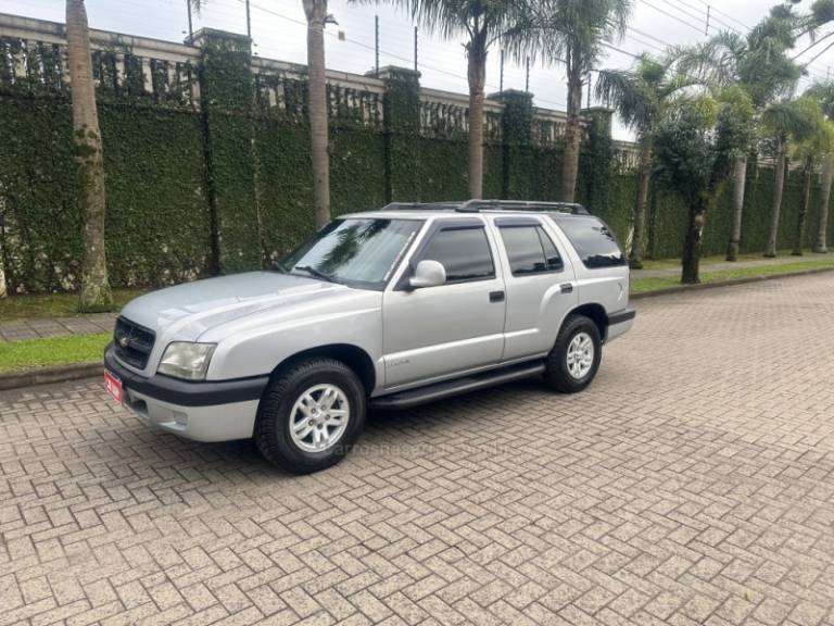 CHEVROLET - BLAZER - 2005/2006 - Prata - R$ 38.900,00