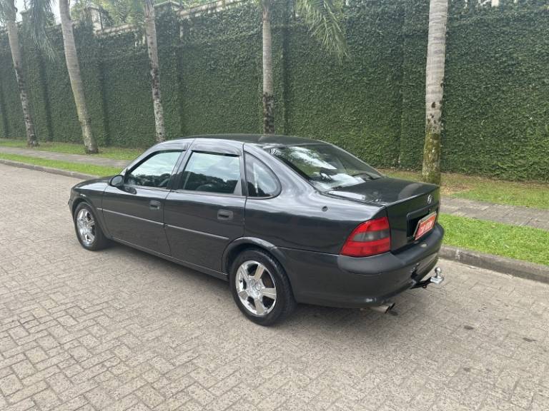 CHEVROLET - VECTRA - 1998/1998 - Cinza - R$ 17.900,00