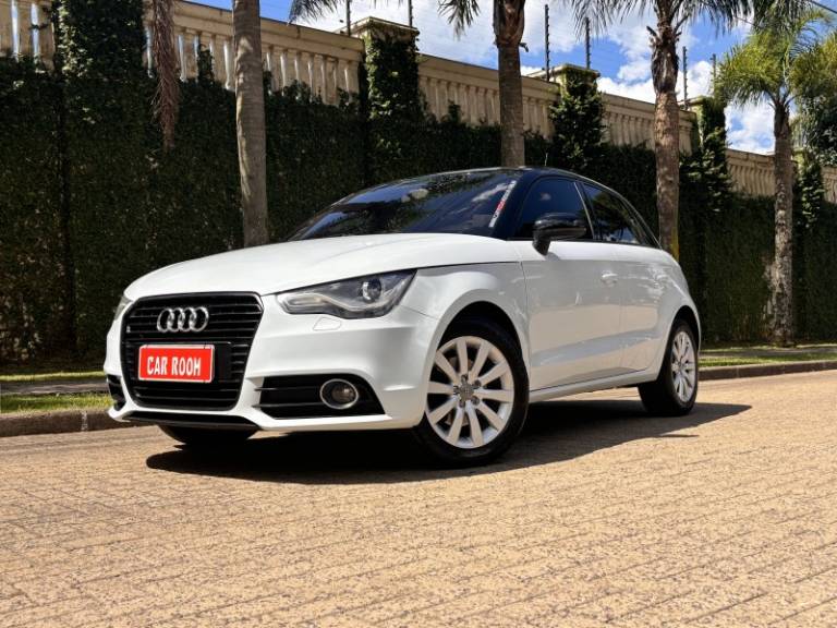 AUDI - A1 - 2013/2013 - Branca - R$ 74.900,00