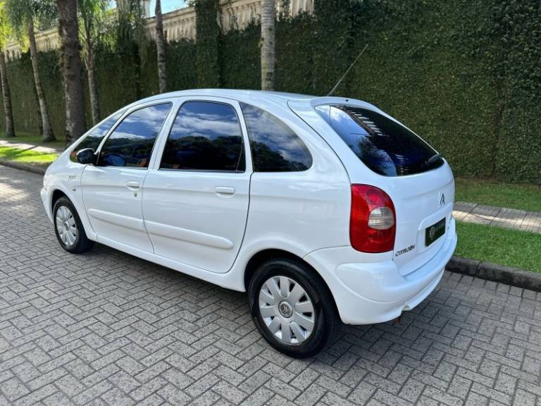 CITROËN - XSARA PICASSO - 2006/2006 - Branca - R$ 19.900,00