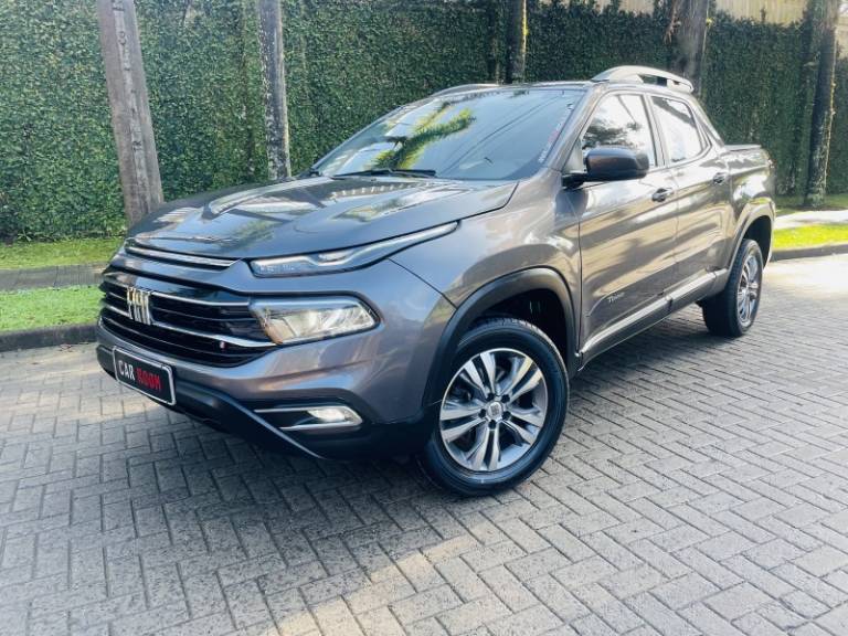 FIAT - TORO - 2021/2022 - Cinza - R$ 118.900,00