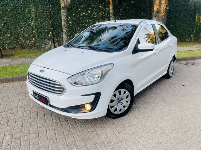 FORD - KA - 2018/2019 - Branca - R$ 43.900,00