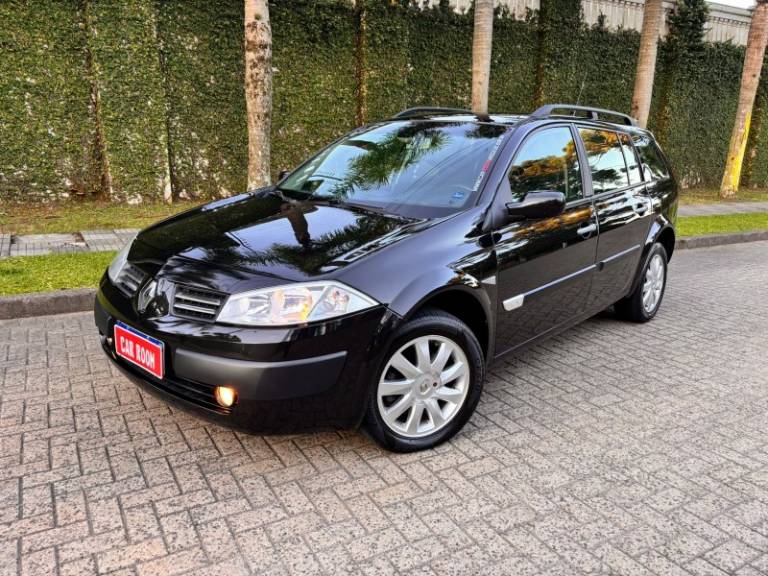 RENAULT - MÉGANE - 2011/2011 - Preta - R$ 31.900,00