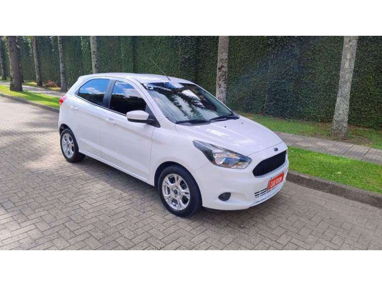 FORD - KA - 2015/2015 - Branca - R$ 44.900,00