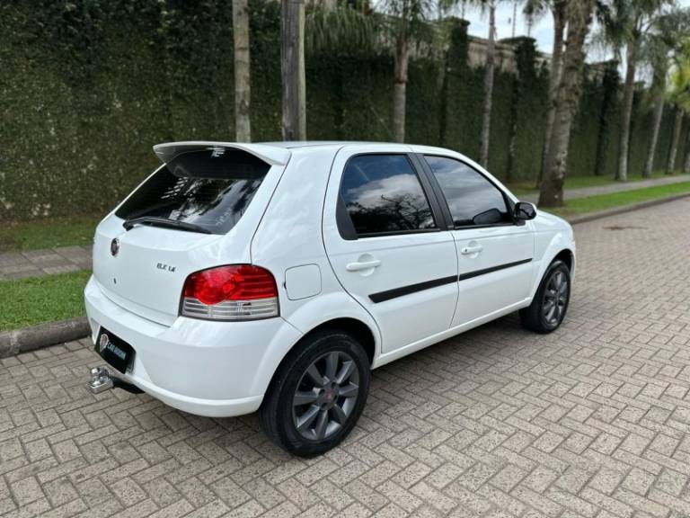 FIAT - PALIO - 2010/2010 - Branca - R$ 28.900,00