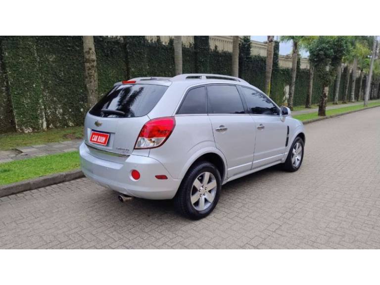 CHEVROLET - CAPTIVA - 2011/2011 - Prata - R$ 43.900,00