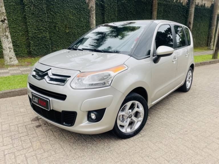 CITROËN - C3 PICASSO - 2013/2013 - Prata - R$ 37.900,00