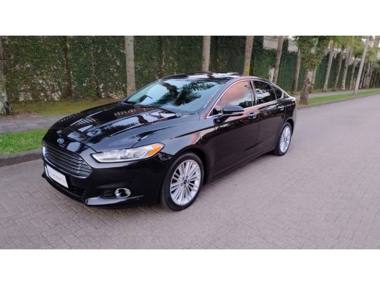 FORD - FUSION - 2013/2014 - Preta - R$ 78.900,00