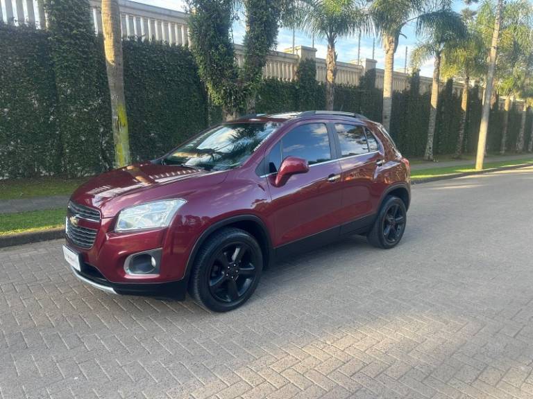 CHEVROLET - TRACKER - 2015/2015 - Vermelha - R$ 72.900,00