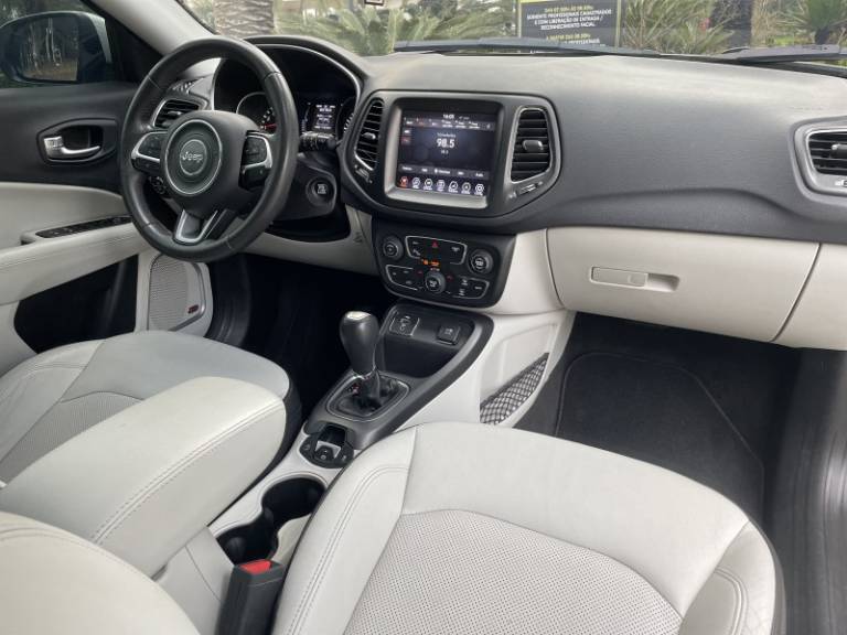 JEEP - COMPASS - 2018/2018 - Branca - R$ 109.900,00