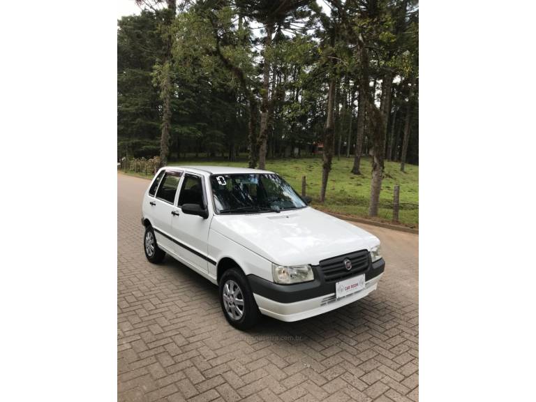 FIAT - UNO - 2009/2010 - Branca - R$ 22.900,00