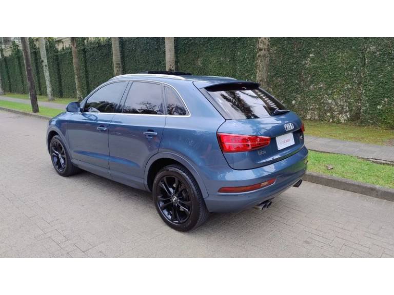 AUDI - Q3 - 2016/2016 - Azul - R$ 100.900,00