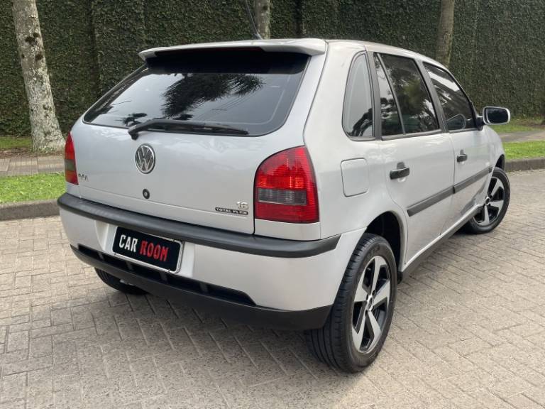 VOLKSWAGEN - GOL - 2005/2005 - Prata - R$ 26.900,00