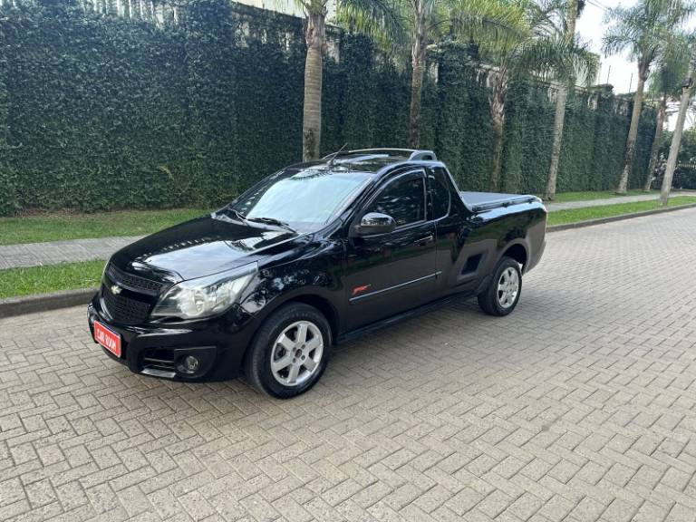 CHEVROLET - MONTANA - 2010/2011 - Preta - R$ 42.900,00