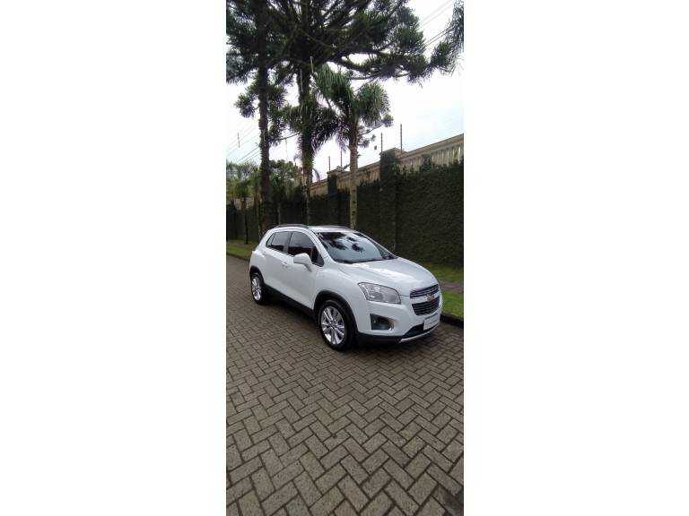 CHEVROLET - TRACKER - 2013/2014 - Branca - R$ 64.900,00