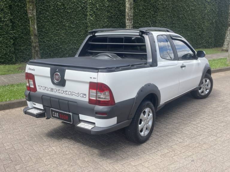 FIAT - STRADA - 2012/2013 - Branca - R$ 52.900,00