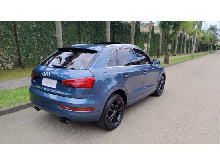 AUDI - Q3 - 2016/2016 - Azul - R$ 100.900,00