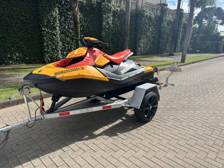 SEADOO - JET SKI - 2022/2023 - Amarela - R$ 69.900,00