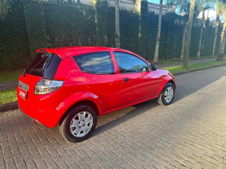 FORD - KA - 2013/2013 - Vermelha - R$ 24.900,00