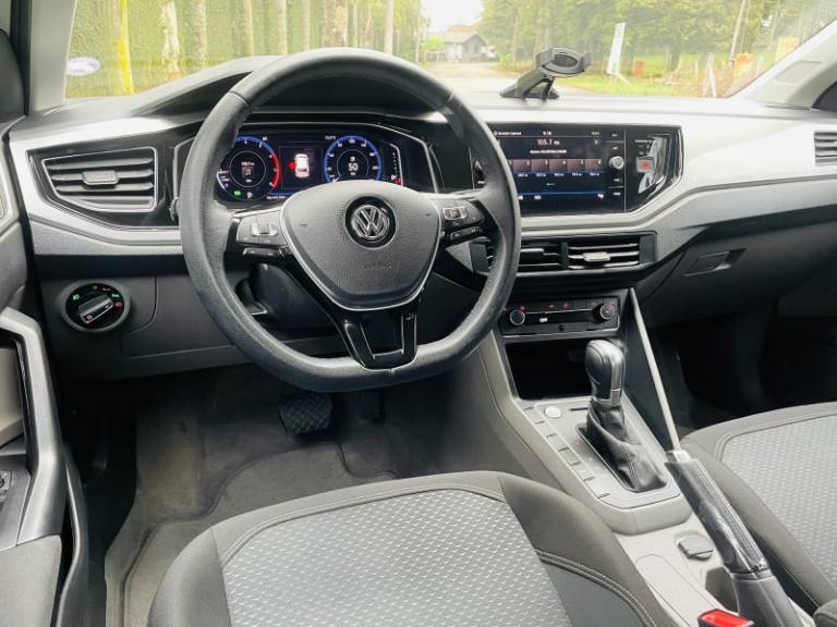 VOLKSWAGEN - POLO - 2019/2019 - Prata - R$ 84.900,00