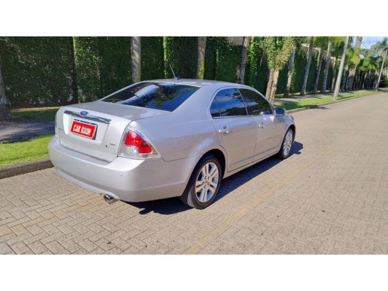 FORD - FUSION - 2007/2007 - Cinza - R$ 30.900,00