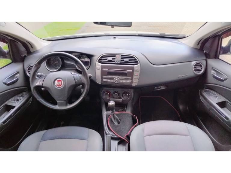 FIAT - BRAVO - 2012/2013 - Branca - R$ 38.900,00