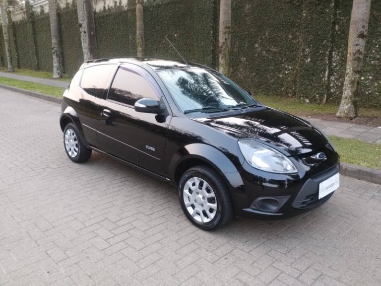 FORD - KA - 2012/2013 - Preta - R$ 27.900,00