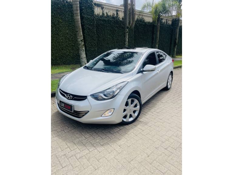 HYUNDAI - ELANTRA - 2011/2012 - Prata - R$ 67.900,00